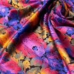 Duitse ambachtelijke fluweel – veranderende rozen - Textiel, Antiek en Kunst