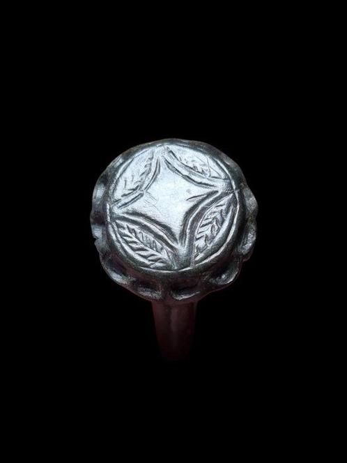Middeleeuwen, kruisvaardersperiode Brons, Lot of 3 Ring, Sieraden, Tassen en Uiterlijk, Antieke sieraden