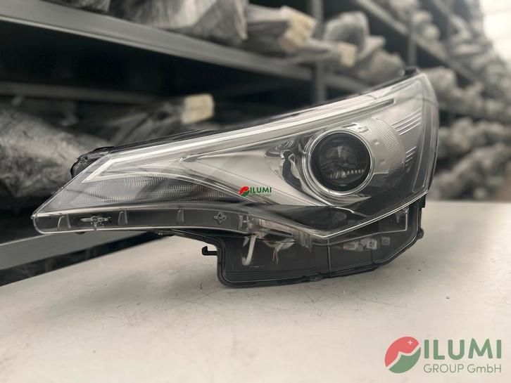 TOYOTA AVENSIS T27 FACELIFT T29 LINKS KOPLAMP 81170-054, Auto-onderdelen, Verlichting, Gebruikt, Toyota, Verzenden