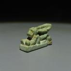 Oud-Egyptisch Faience Haasvormig amulet. Late periode, 664 -, Verzamelen