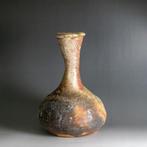 Shigaraki bloempot - Keramiek - Mutsuko Sugimoto   (b.