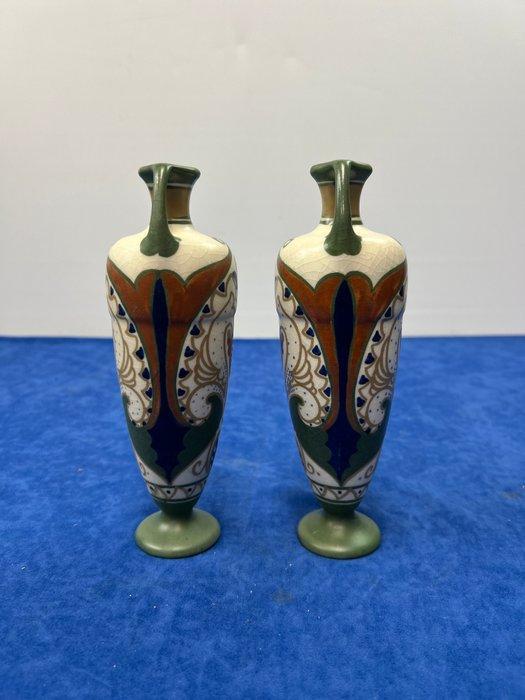 Arnhemse Fayencefabriek - Vaas (2) - Keramiek - Decor, Antiek en Kunst, Antiek | Glas en Kristal