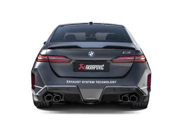 Akrapovic 2024+ BMW M5 (G90) Carbon Fiber Rear Trunk Lip - beschikbaar voor biedingen
