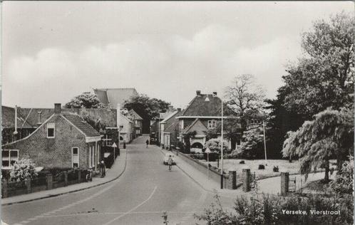 YERSEKE - Vierstraat, Verzamelen, Ansichtkaarten | Nederland, Verzenden