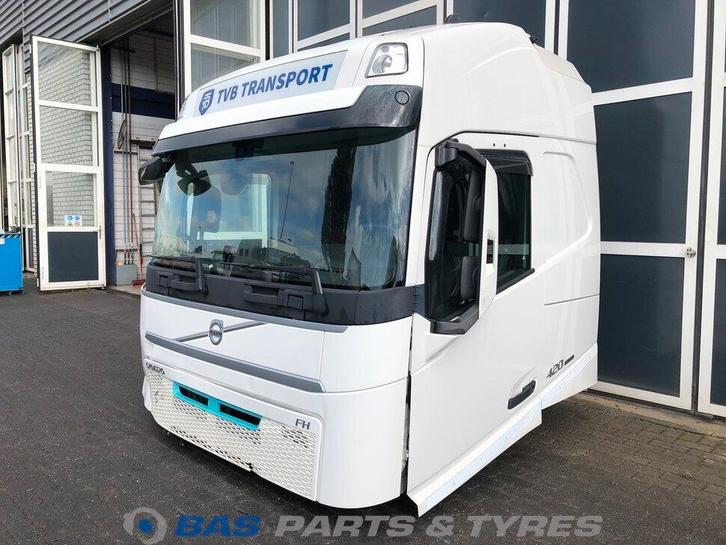 Volvo FH4 Globetrotter L2H2 82219166, Auto-onderdelen, Vrachtwagen-onderdelen, Gebruikt, Volvo, Overige Auto-onderdelen, Ophalen