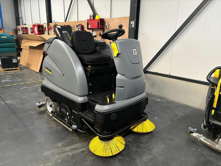 Kärcher B 250 industriele schrobmachine schrob-/zuigmachine, Doe-het-zelf en Verbouw, Reinigingsmachines, Schrobmachine, Zo goed als nieuw