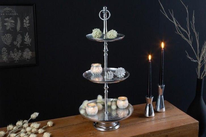 Elegante taartschaal ORIENT 65cm zilver in wild hamerdesign, Huis en Inrichting, Woonaccessoires | Vazen, Ophalen of Verzenden