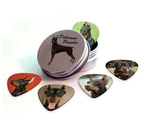 Blikje + plectrums met afbeelding van Doberman Pincher hond, Verzamelen, Overige Verzamelen, Nieuw, Ophalen of Verzenden