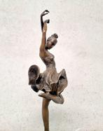 sculptuur, Swirling Ballerina - 42 cm - Brons, Marmer, Antiek en Kunst