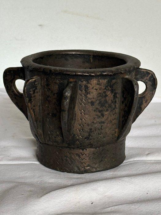 Vijzel - Brons - Gothisch mortier, Antiek en Kunst, Antiek | Overige Antiek