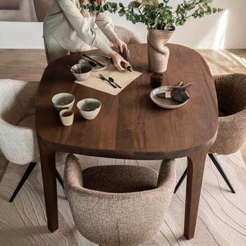 *WOONWINKEL* Eleonora Taylor Unieke Eettafel Hout Kiezelvorm beschikbaar voor biedingen