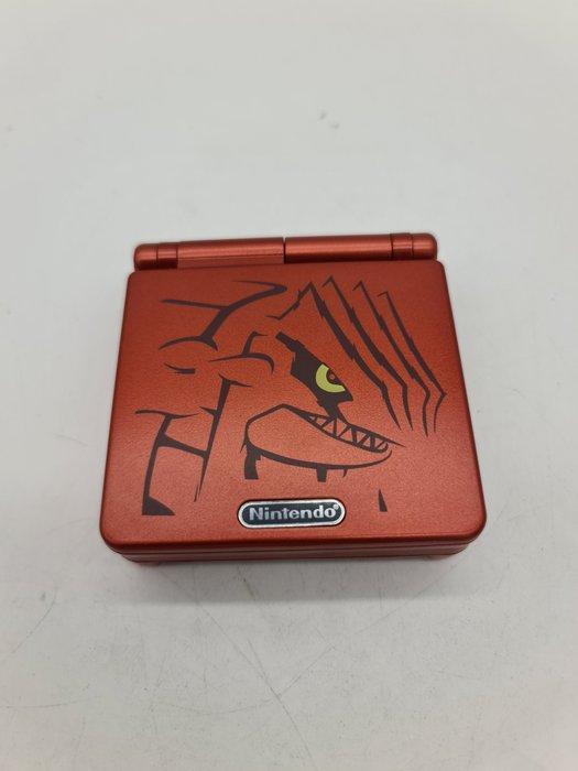 Nintendo - Gameboy Advance SP - Limited Pokémon GROUDON, Spelcomputers en Games, Spelcomputers | Overige Accessoires