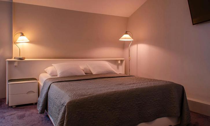 Eigen Kamer aan Willemskade, Schiedam, Huizen en Kamers, Kamers te huur, 20 tot 35 m²