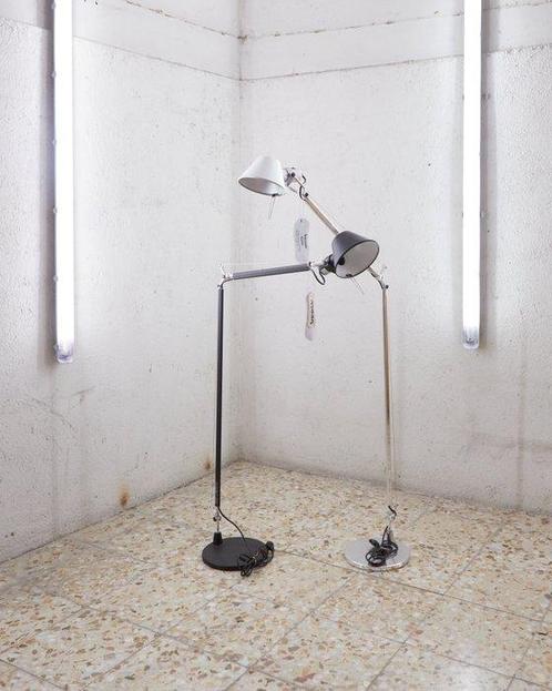 Artemide - Michele De Lucchi, Giancarlo Fassina - Staande, Antiek en Kunst, Antiek | Lampen