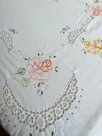 Tafelkleed (13) - 260 cm - 160 cm - Prachtig werk