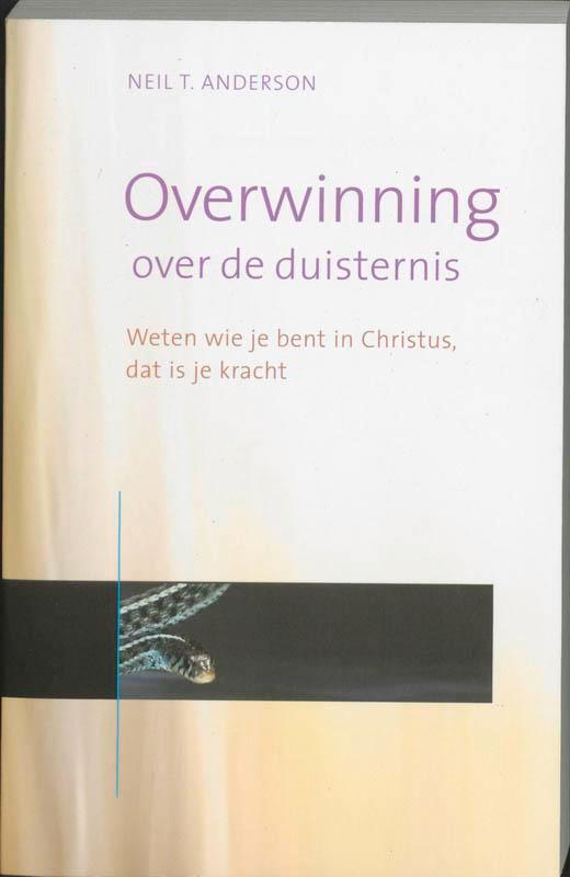 Overwinning over de duisternis 9789060677506, Boeken, Godsdienst en Theologie, Gelezen, Verzenden