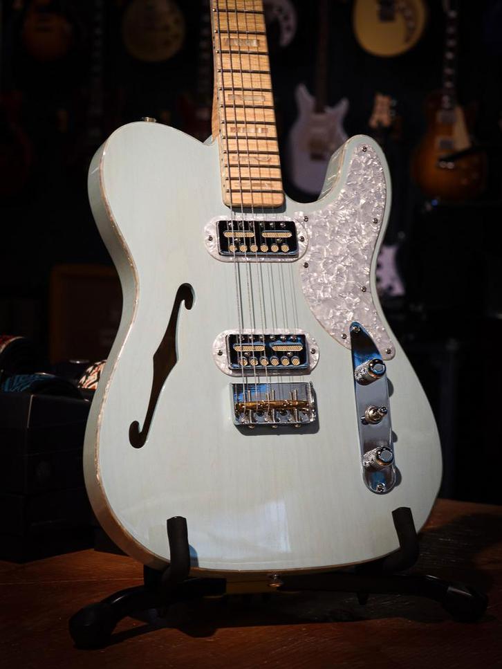 Fender Parallel Universe Volume II Tele® Mágico Pre-Owned, Muziek en Instrumenten, Snaarinstrumenten | Gitaren | Elektrisch, Semi-solid body