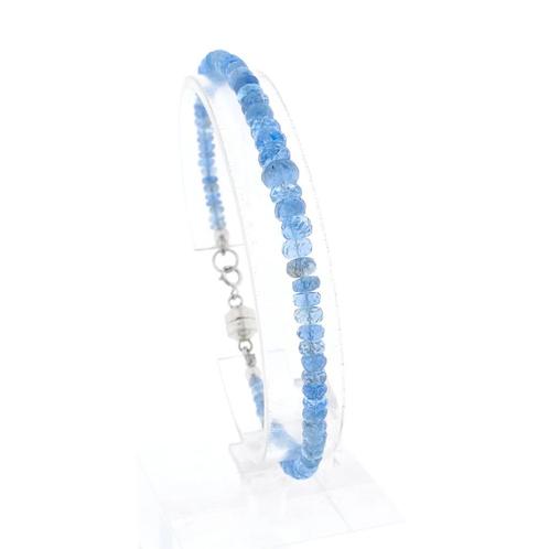 Lichtblauwe topaas kralen armband met witgouden slot | 20 cm, Sieraden, Tassen en Uiterlijk, Armbanden, Overige kleuren, Gebruikt