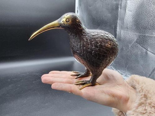 Beeld, Bronze Kiwi Chick - 0 cm - Brons, Antiek en Kunst, Kunst | Designobjecten