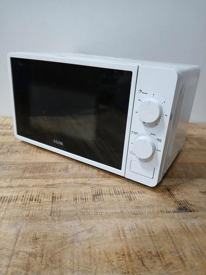 Etna SMV120WIT magnetron, wit, B x D x H 45 x 31 x 25,6 cm, Zakelijke goederen, Horeca | Meubilair en Inrichting, Ophalen