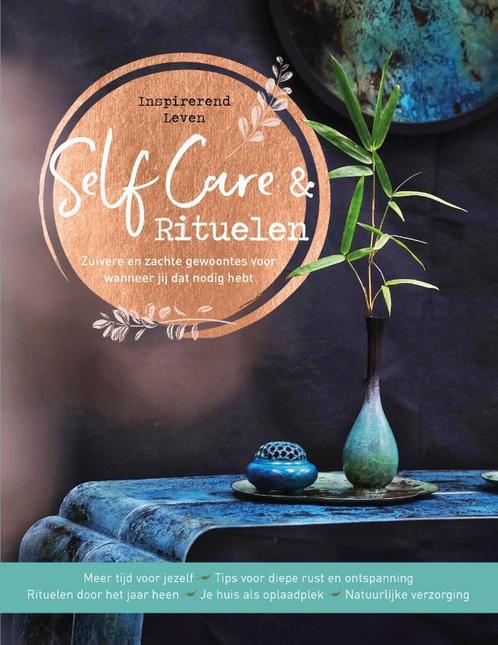 Self-care & rituelen 9789020215816 (red.), Boeken, Esoterie en Spiritualiteit, Zo goed als nieuw, Verzenden