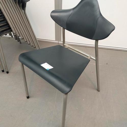 Drabert kunststof design stapelstoel - grijs, Huis en Inrichting, Stoelen, Ophalen of Verzenden