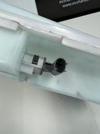 BMW 5 serie Touring ruitensproeiertank 8050439, Gebruikt, BMW