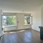 Hoekappartement met wasmachine, geschikt voor stud..., Rotterdam, Direct bij eigenaar, Appartement, Rotterdam