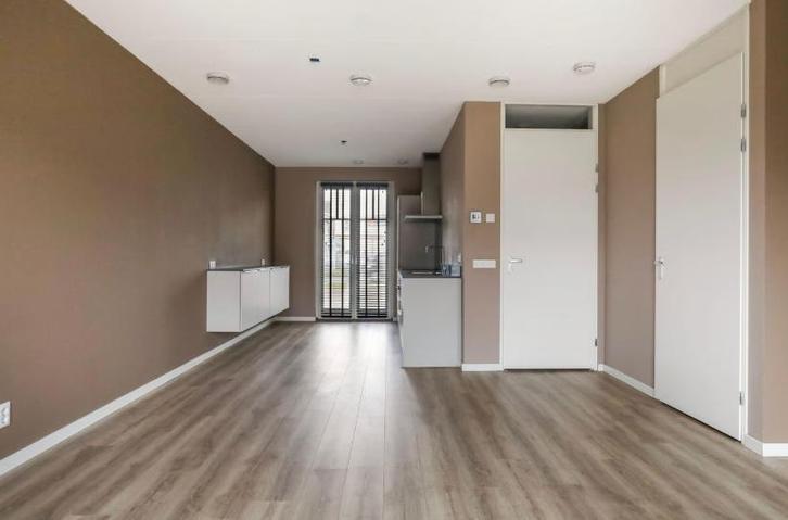 Tussenwoning te huur 7 kamers, Assen, Huizen en Kamers, Huizen te huur, Direct bij eigenaar, Drenthe, Tussenwoning