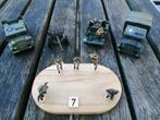 Italeri - Auto 4x Military vehicles and 7 soldiers -