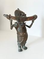 Afrikaanse tribale bronzen figuur – hoornblazer –, Antiek en Kunst