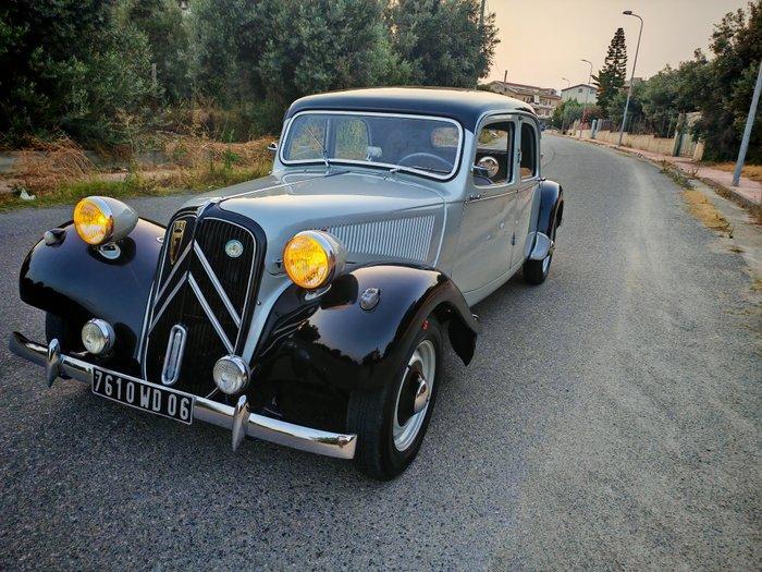 Citroën - Traction Avant - 1954, Auto's, Oldtimers