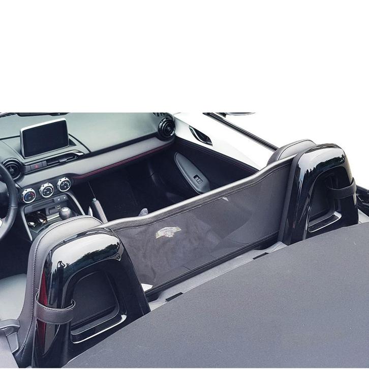 Abarth 124 (2016-2020) Cabrio windscherm Zwart windscherm op, Auto diversen, Overige Auto diversen, Ophalen of Verzenden