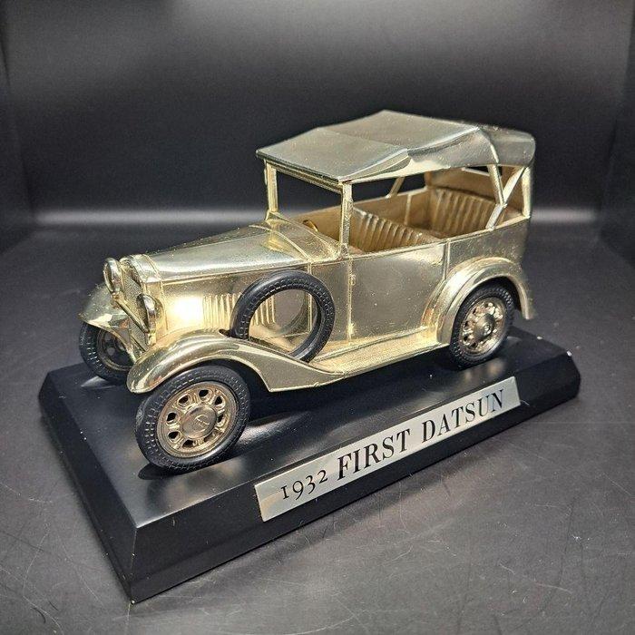 Tanaka Precious Metals - Miniatuur beeldje - 1932 First, Antiek en Kunst, Antiek | Overige Antiek