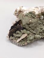 EEN ENKEL EXEMPLAAR. Hematiet (Miage-gletsjer, Mont Blanc,, Verzamelen, Mineralen en Fossielen