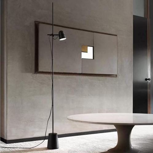 Luceplan Counterbalance vloerlamp, zwart, Zakelijke goederen, Kantoor en Winkelinrichting | Kantoormeubilair en Inrichting, Ophalen of Verzenden