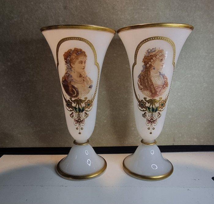 Vaas (2) - Vetro Opalino - Paar Franse vazen, Antiek en Kunst, Antiek | Glas en Kristal