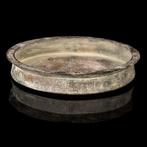 Seltsjoeken Ronde bronzen schaal (Zonder Minimumprijs)