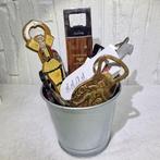 Large Mixed Lot of 16 Vintage Bottle Openers & Corkscrews -
