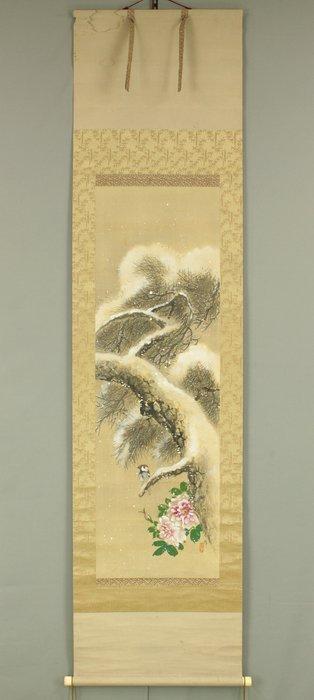 Sparrow, Peony, and Pine Tree in Snow - with signature, Antiek en Kunst, Antiek | Overige Antiek