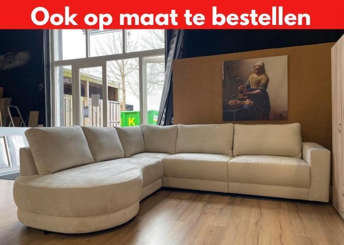 Ontdek de Prachtige Lichtbeige Hoekbank Mystic 305 x 225 cm!, Huis en Inrichting, Banken | Bankstellen, 300 cm of meer, 150 cm of meer