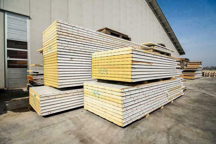 Sandwichpanelen 2e keus dak en wand B keus outlet, Doe-het-zelf en Verbouw, Platen en Panelen, Nieuw, 50 tot 100 mm, Overige materialen