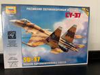 Zvezda 1/72 SU-37 7241, Hobby en Vrije tijd, Modelbouw | Vliegtuigen en Helikopters, Overige merken, 1:72 tot 1:144, Nieuw, Ophalen of Verzenden