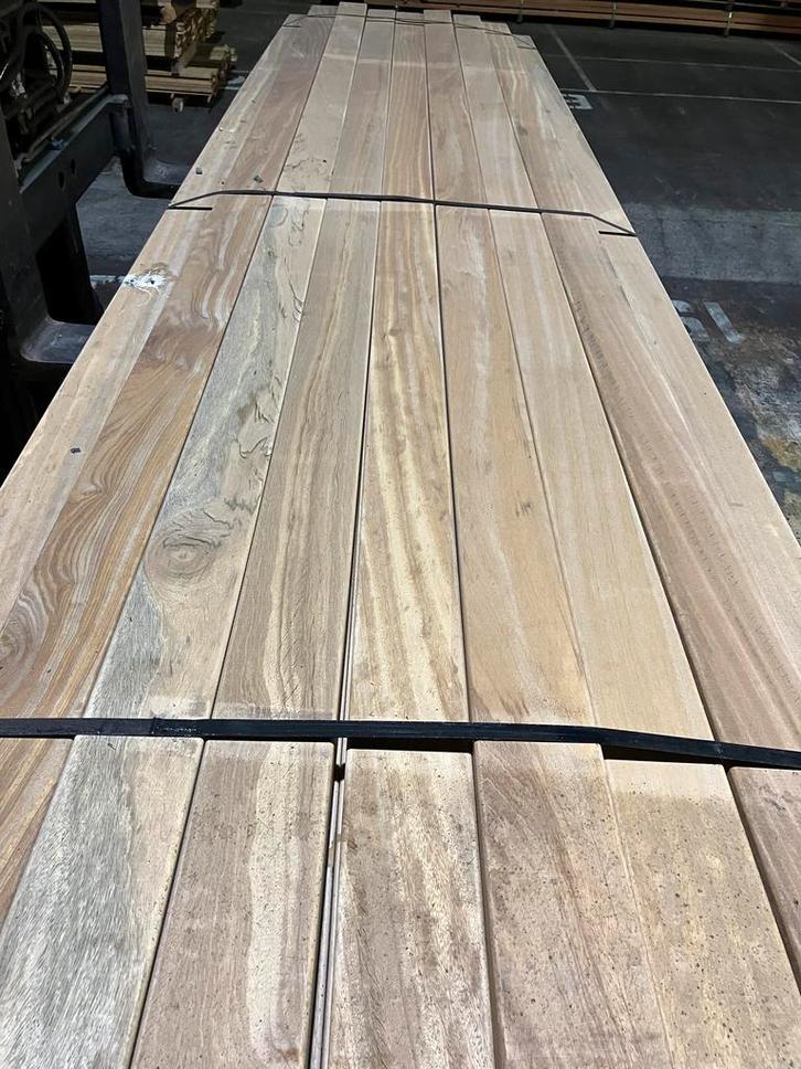 Restpartij Hardhout Piquia–Geschaafd, Duurzaam–Diverse Bunde, Doe-het-zelf en Verbouw, Hout en Planken, Overige houtsoorten, 250 tot 300 cm