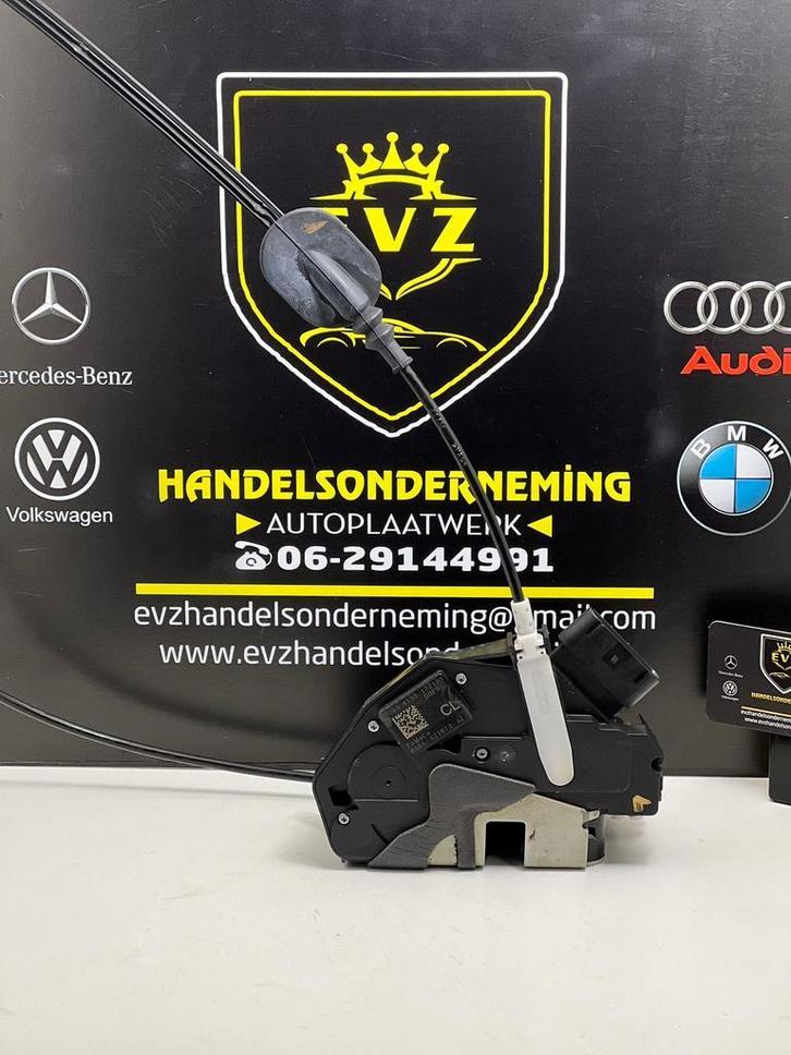 Ford Fiesta Deurslot mechaniek links voor 2012 8A6AA21813AJ, Auto-onderdelen, Carrosserie en Plaatwerk, Gebruikt, Ford, Voor, Links