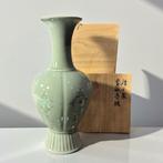 Vaas - Steengoed aardewerk, celadon glazuur - Zuid-Korea