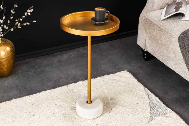 Ronde bijzettafel TRAYFUL 60cm goud ijzer wit marmeren voet, Huis en Inrichting, Tafels | Sidetables, Ophalen of Verzenden
