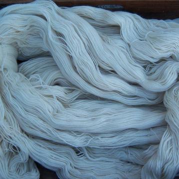 KnitByBart: Naturel  100% scheerwol: 5.25 per 100 gram. beschikbaar voor biedingen