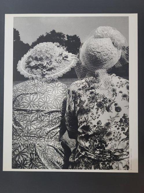 Cornell Capa - Spectateurs dun match de tir à larc,, Antiek en Kunst, Kunst | Schilderijen | Modern