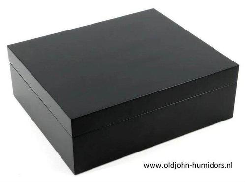 Zonder Minimumprijs - Humidor - Adorini - Hout, Verzamelen, Rookartikelen, Aanstekers en Luciferdoosjes